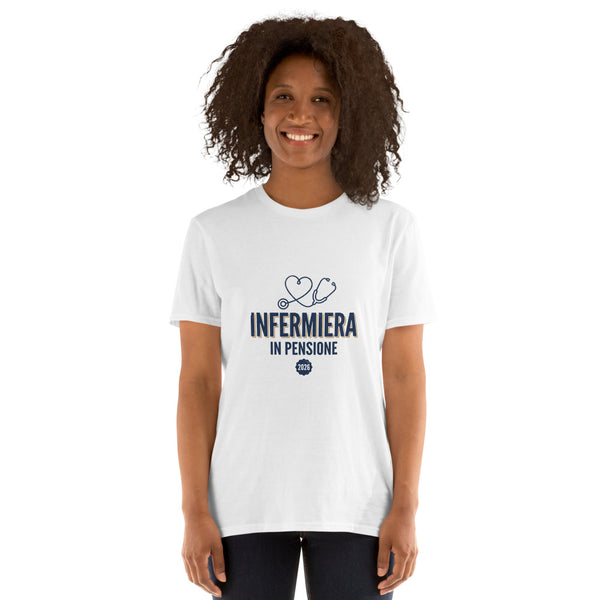 Infermiera In Pensione 2026 — Maglietta Regalo